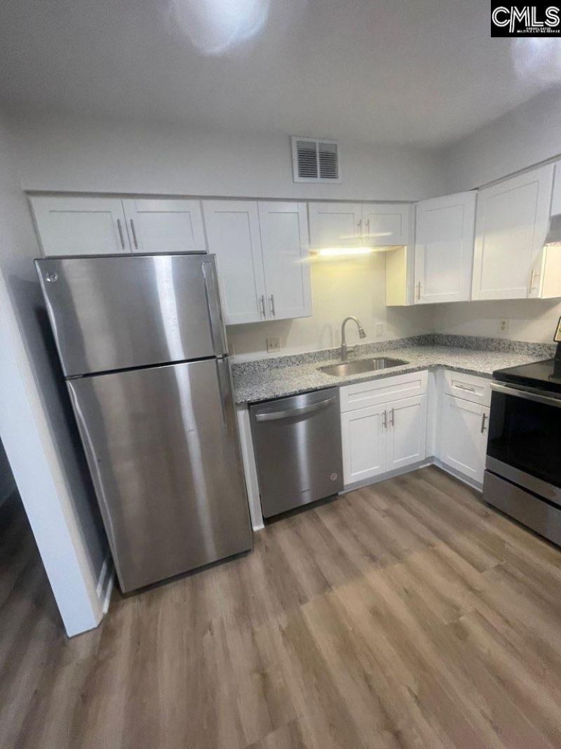 101 Menlo Drive Photo 8