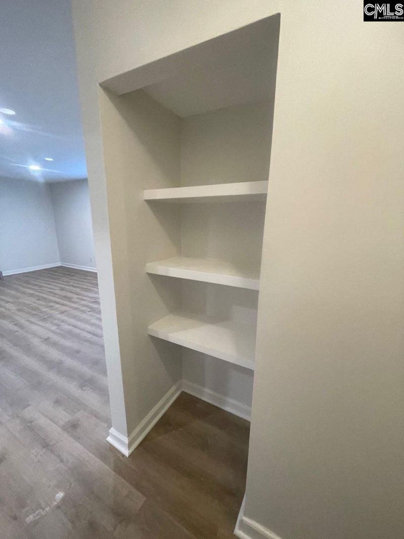 101 Menlo Drive Photo 9