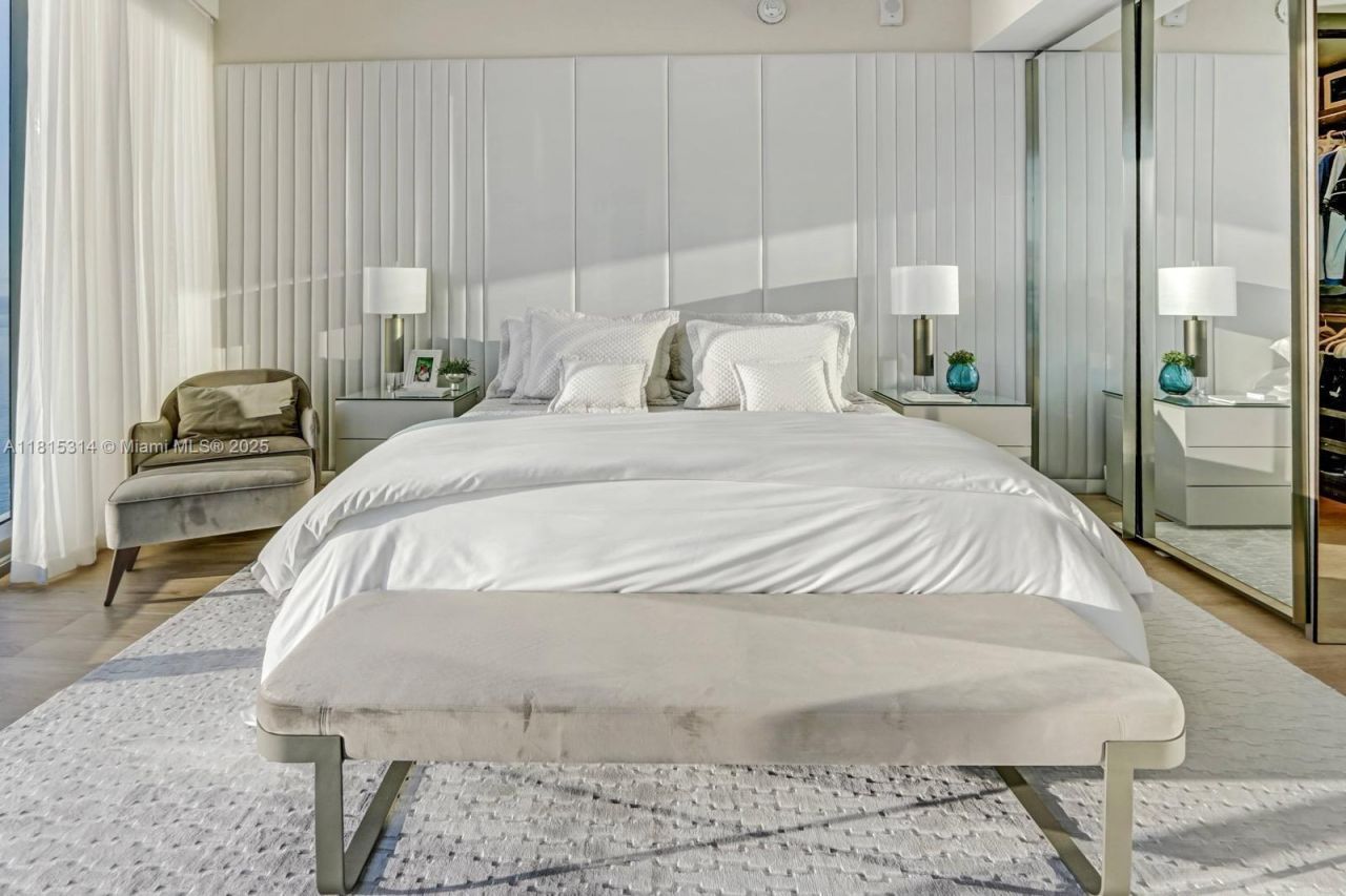 15701 Collins Ave, Unit 3101, Sunny Isles Beach, FL 33160 Photo