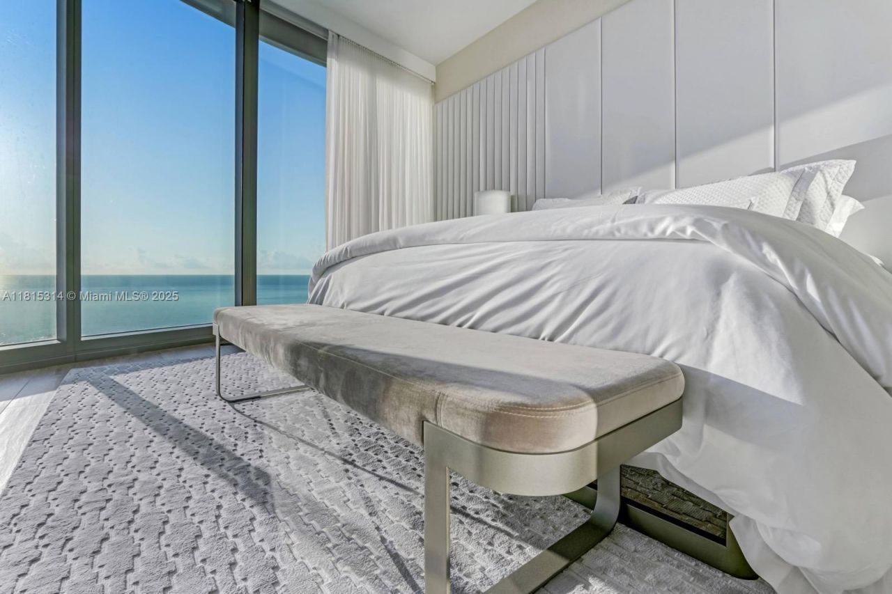 15701 Collins Ave, Unit 3101, Sunny Isles Beach, FL 33160 Photo