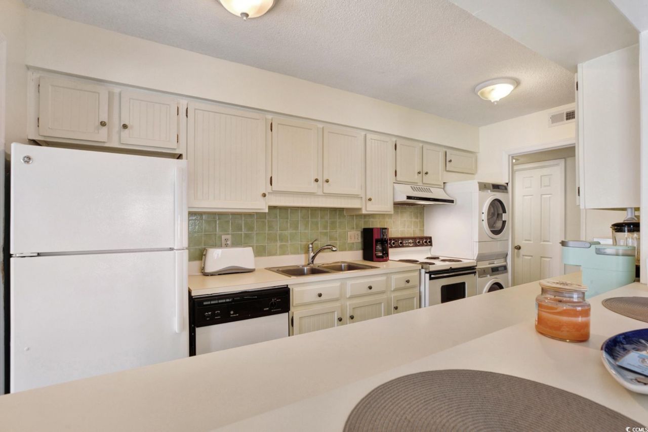 211 76th Ave. N Photo 22