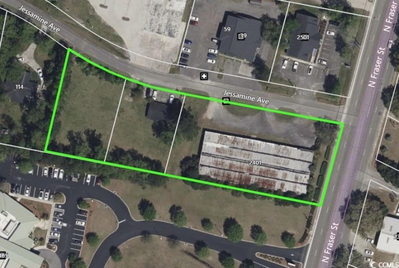 2401 North Fraser St. Photo 2