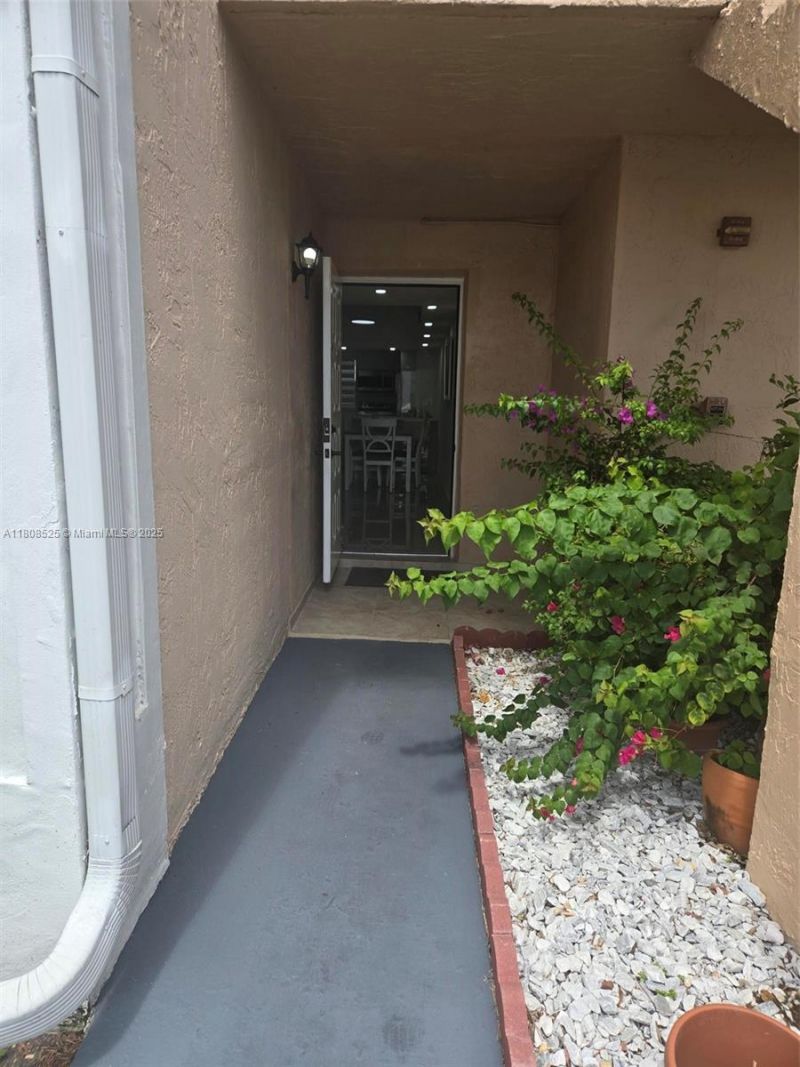 1140 Independence Trl, Unit 1140-J, Homestead, FL 33034 Photo