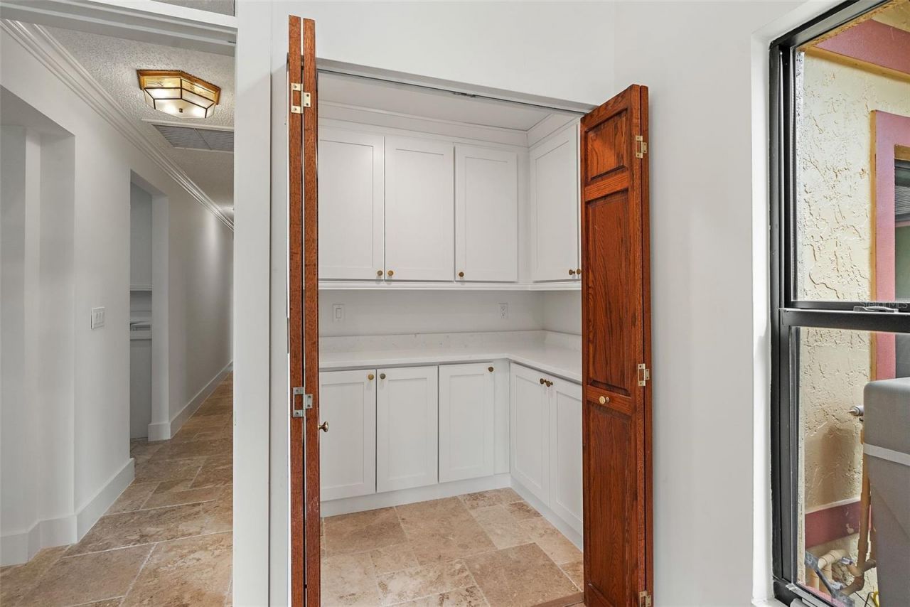 1721 Allens Creek Drive, Clearwater, FL 33764 Photo