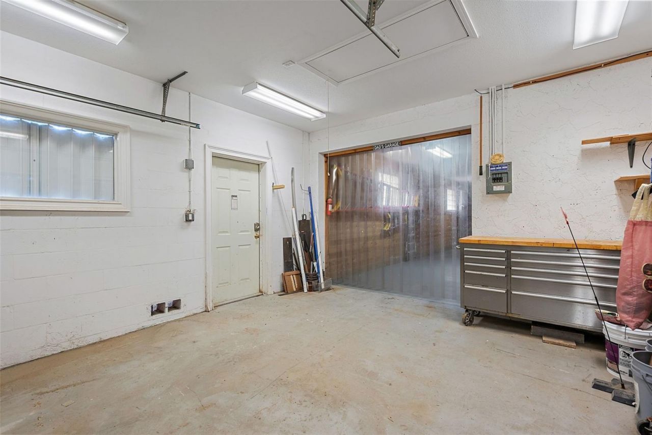 1721 Allens Creek Drive, Clearwater, FL 33764 Photo