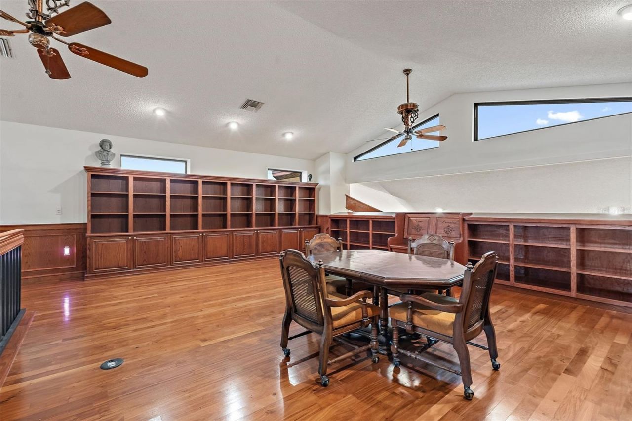 1721 Allens Creek Drive, Clearwater, FL 33764 Photo