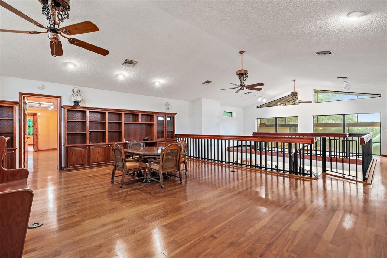 1721 Allens Creek Drive, Clearwater, FL 33764 Photo