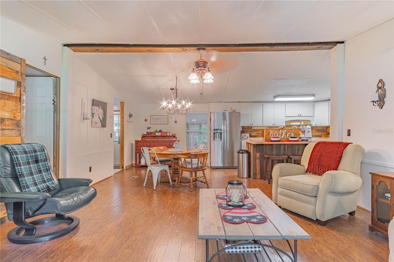 2634 Cr 416n, Lake Panasoffkee, FL 33538 Photo