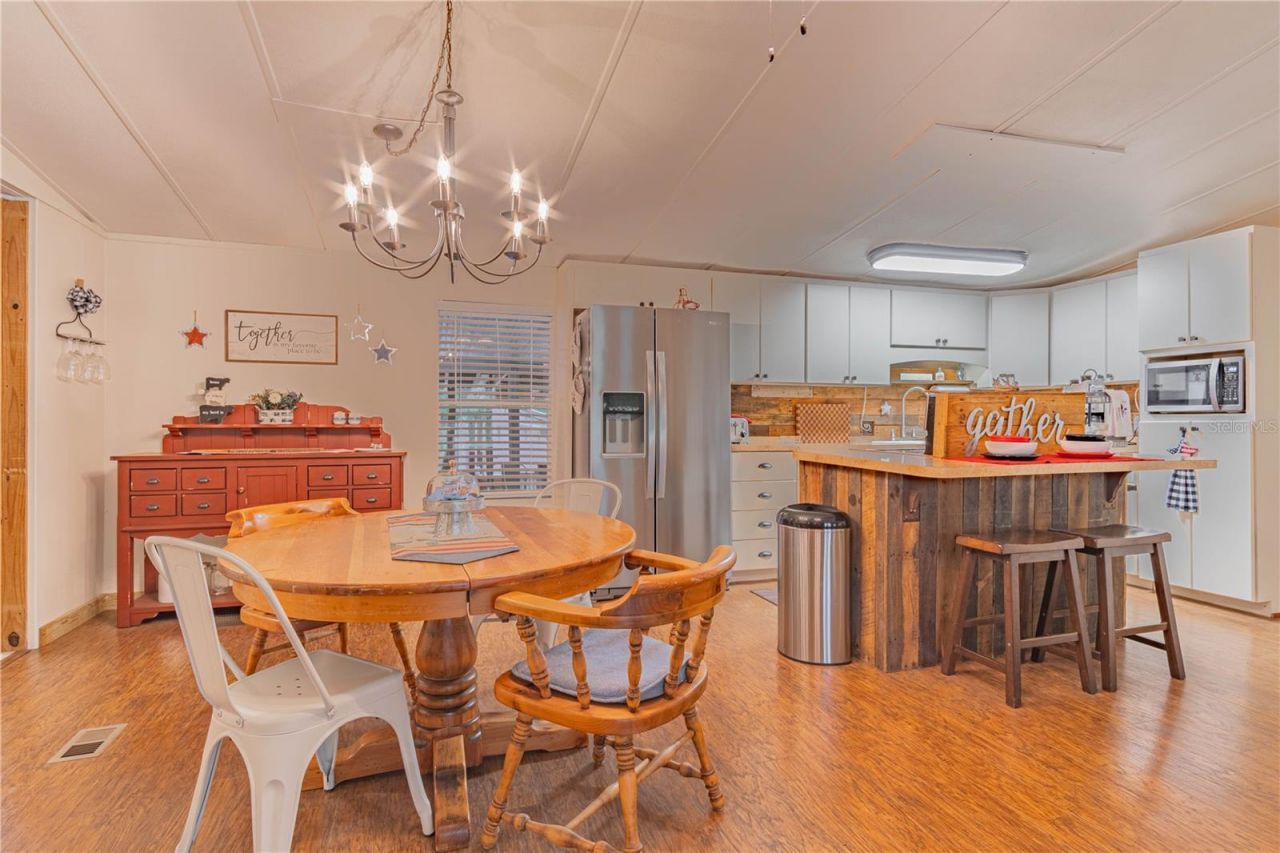 2634 Cr 416n, Lake Panasoffkee, FL 33538 Photo