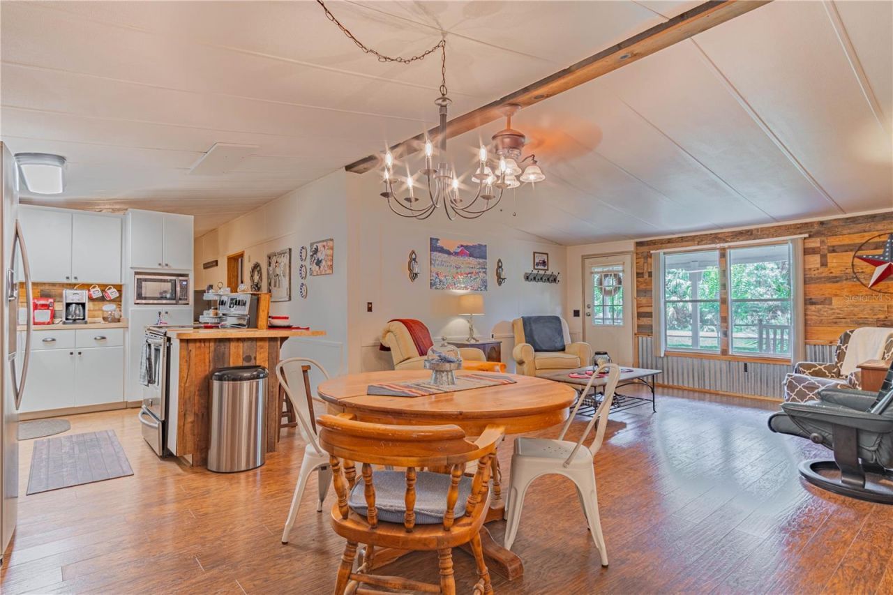 2634 Cr 416n, Lake Panasoffkee, FL 33538 Photo