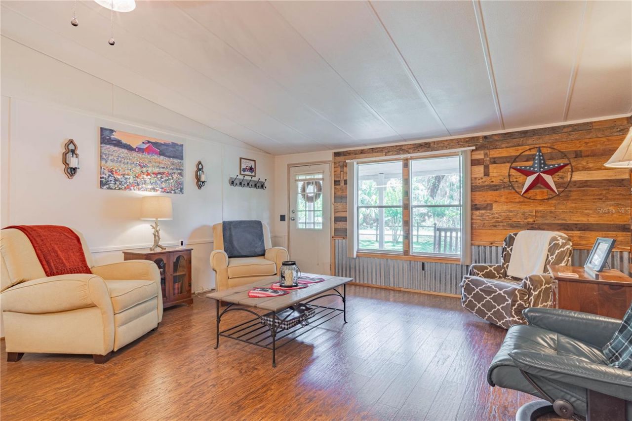 2634 Cr 416n, Lake Panasoffkee, FL 33538 Photo