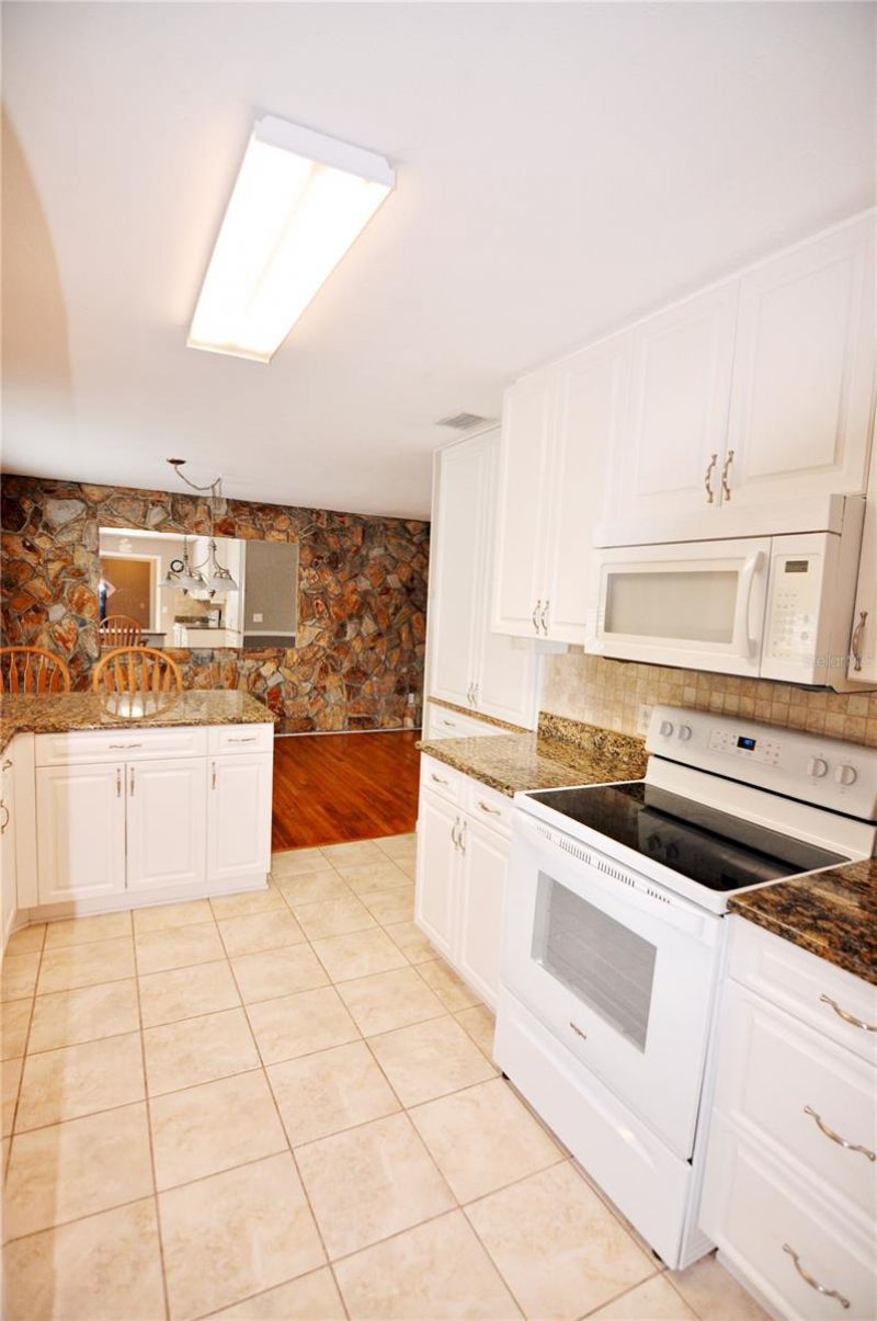 38819 Otis Allen Road, Zephyrhills, FL 33540 Photo