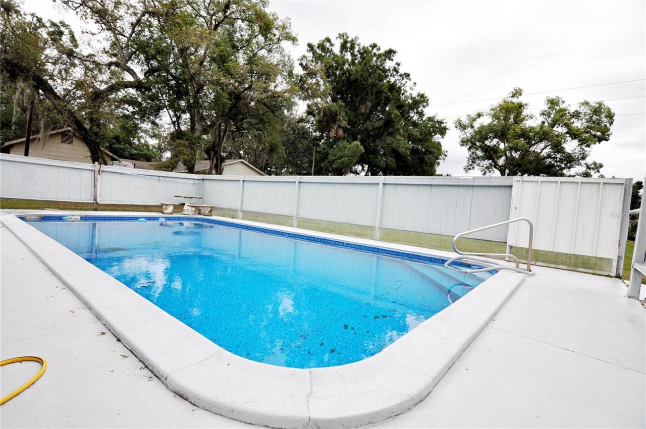 38819 Otis Allen Road, Zephyrhills, FL 33540 Photo