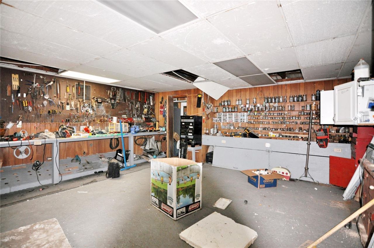 38819 Otis Allen Road, Zephyrhills, FL 33540 Photo