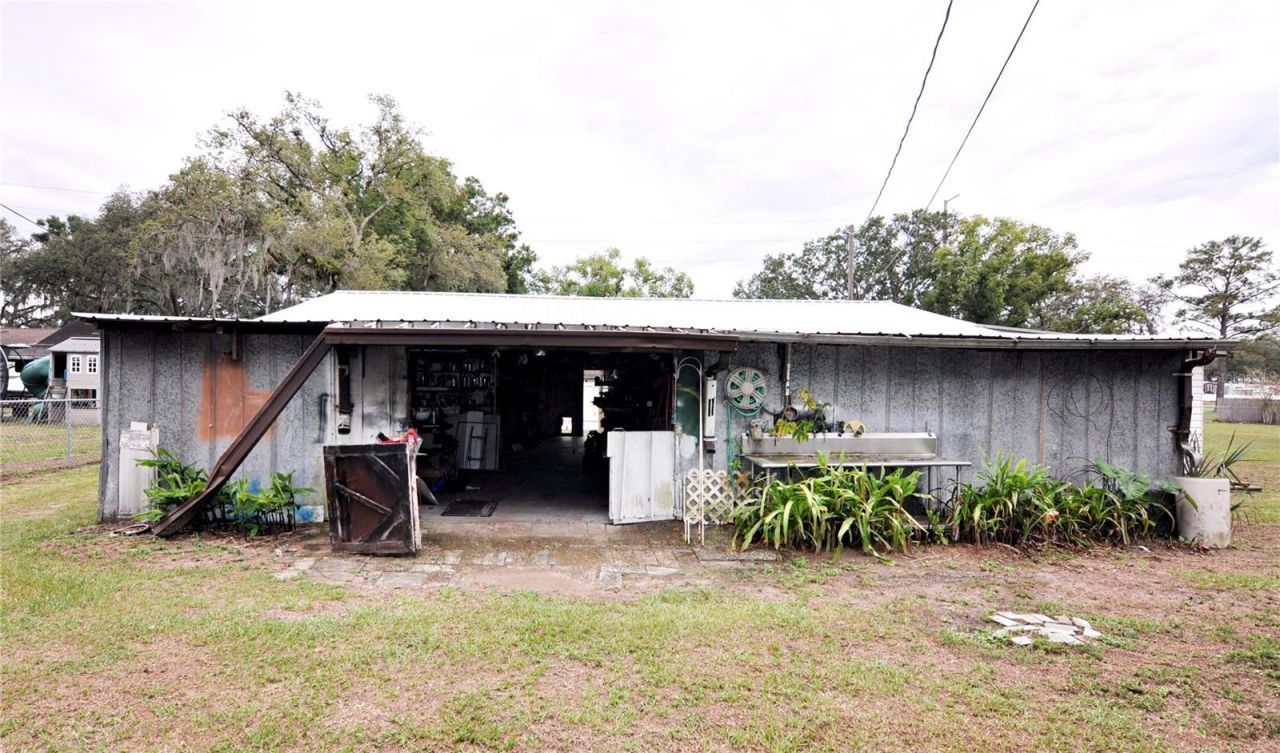 38819 Otis Allen Road, Zephyrhills, FL 33540 Photo