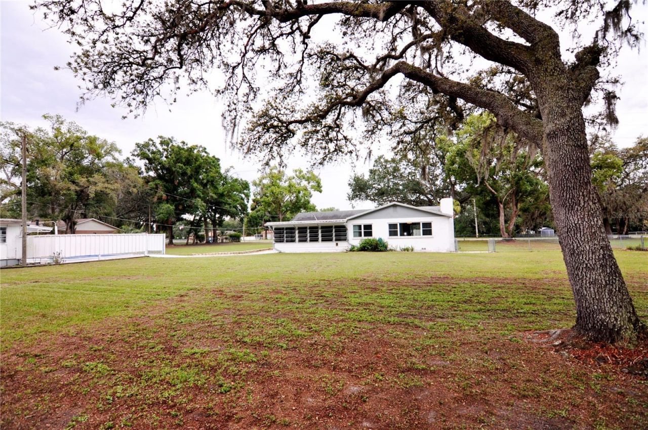 38819 Otis Allen Road, Zephyrhills, FL 33540 Photo