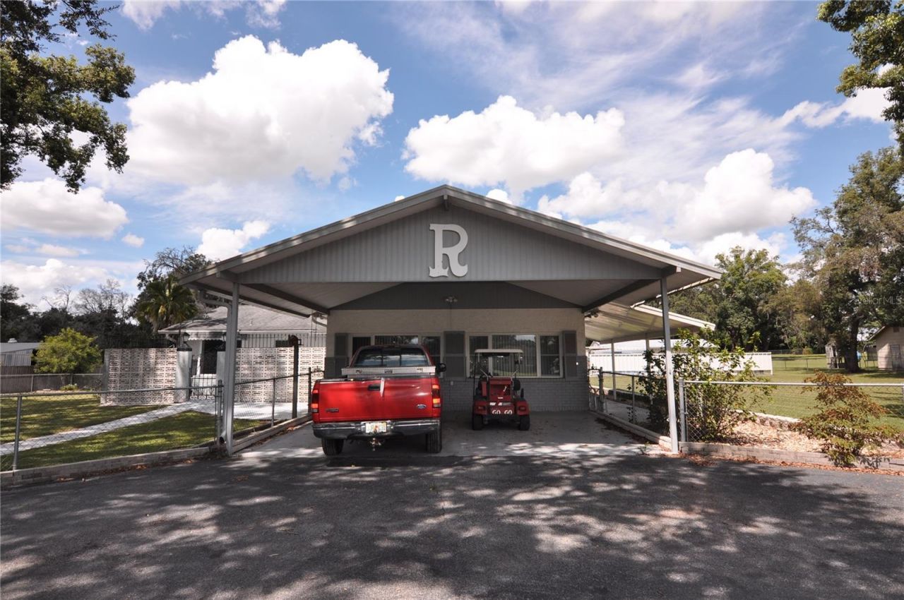 38819 Otis Allen Road, Zephyrhills, FL 33540 Photo