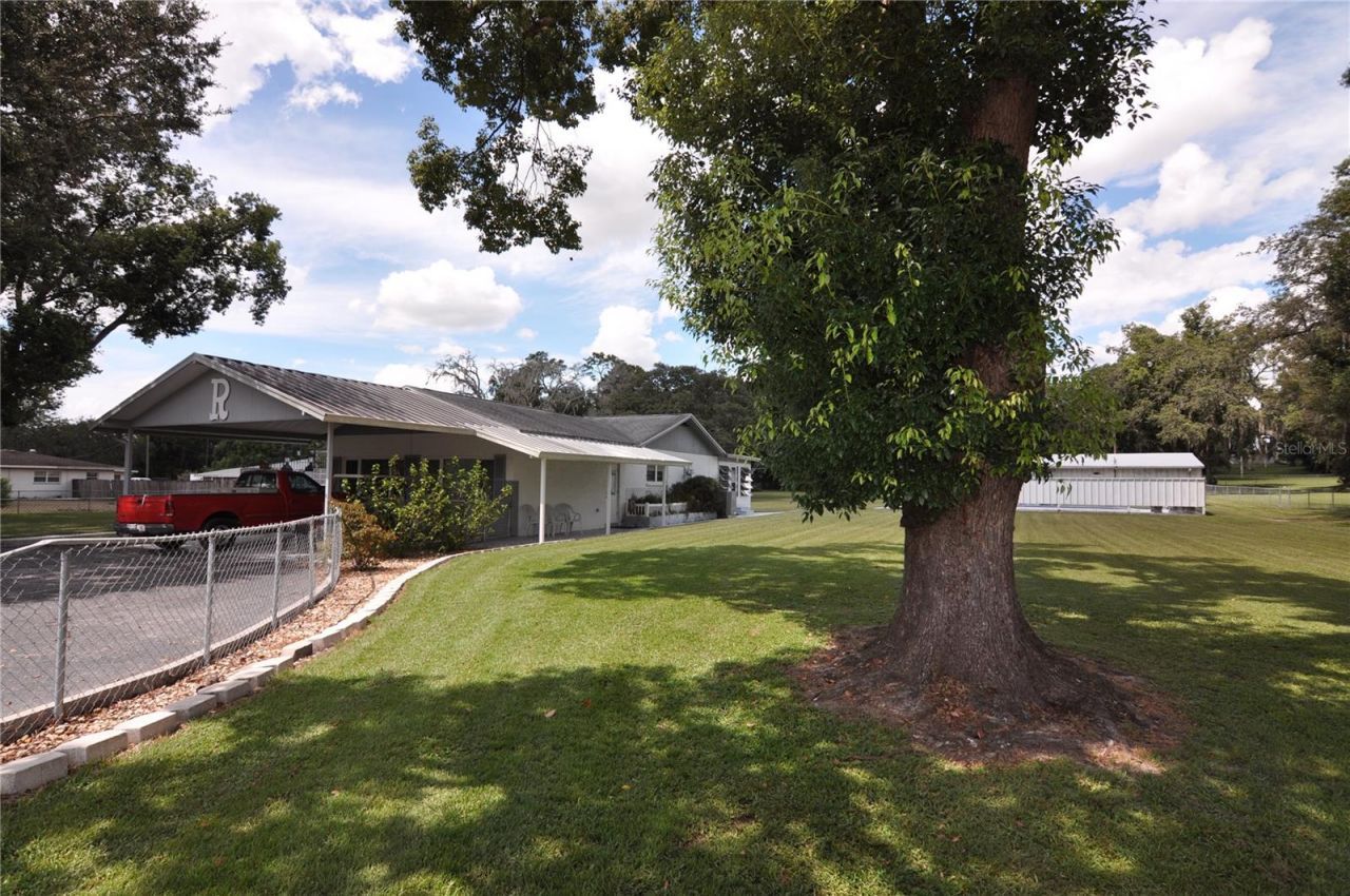 38819 Otis Allen Road, Zephyrhills, FL 33540 Photo