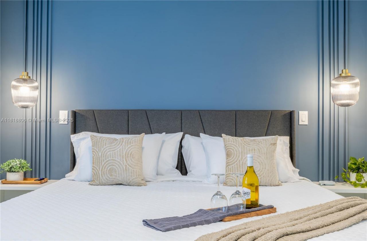 1762 NW 15th St, Unit 1, Miami, FL 33125 Photo