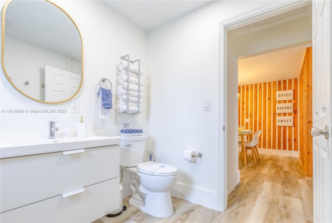 1762 NW 15th St, Unit 1, Miami, FL 33125 Photo