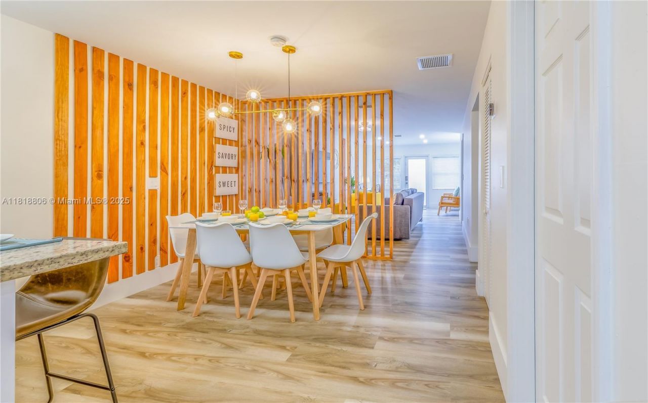 1762 NW 15th St, Unit 1, Miami, FL 33125 Photo