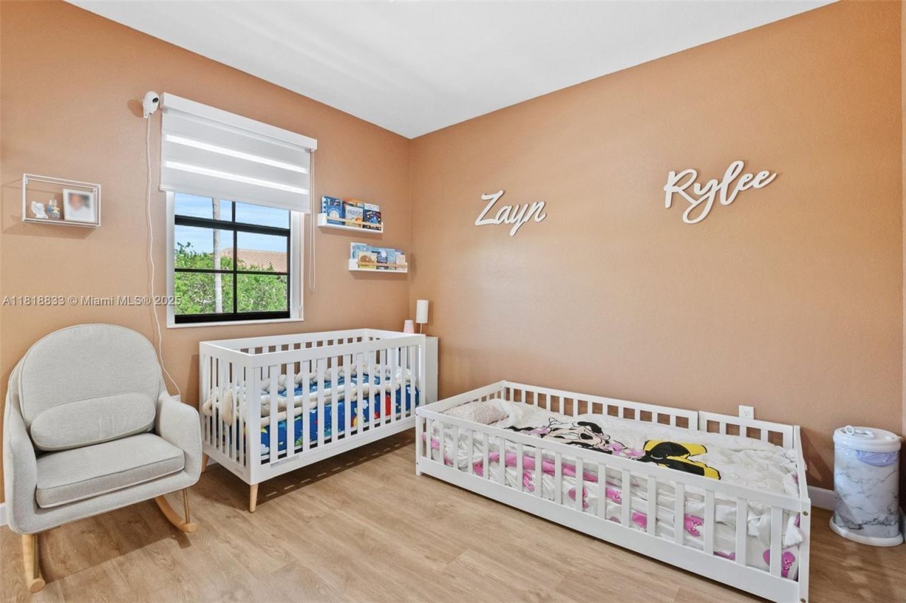 9362 W 33rd Ln, Hialeah, FL 33018 Photo