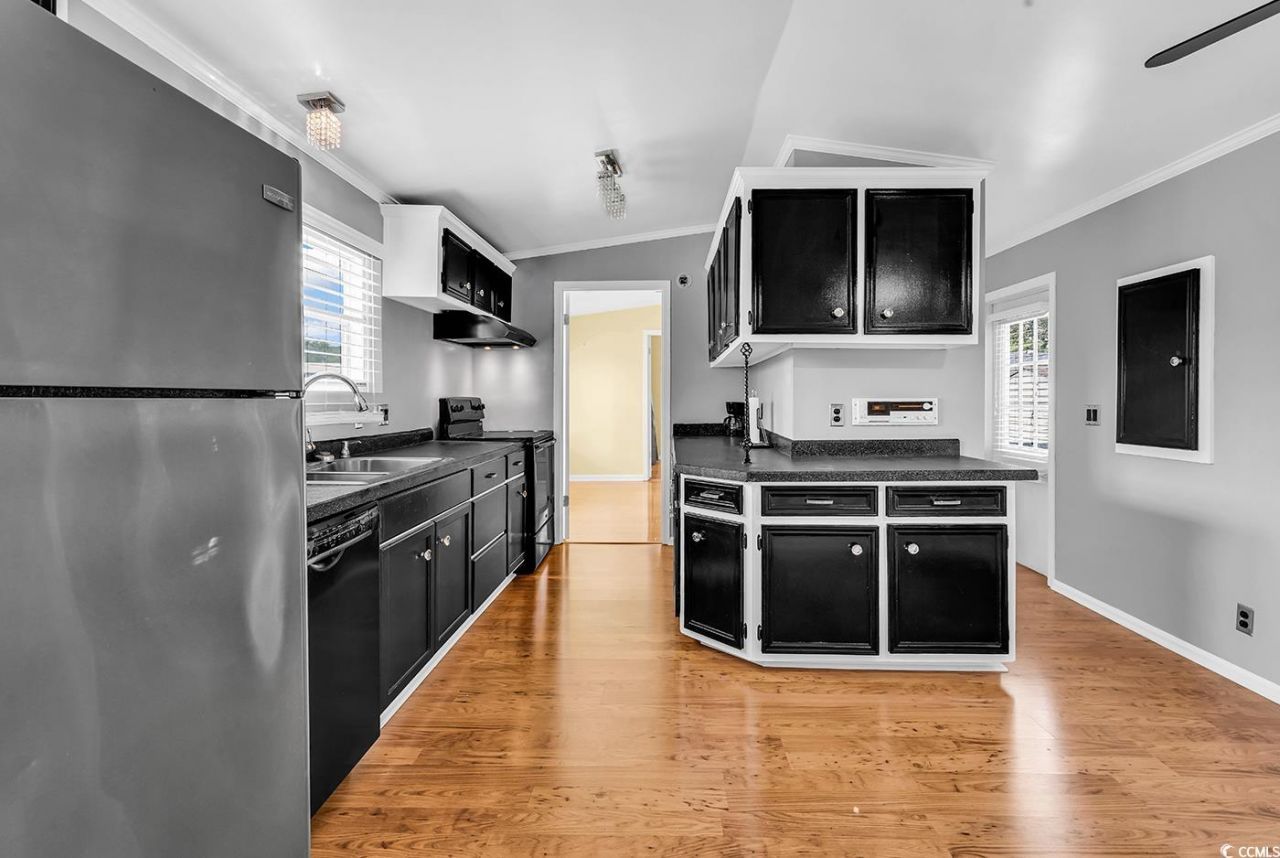 2100 Highway 15 Photo 12