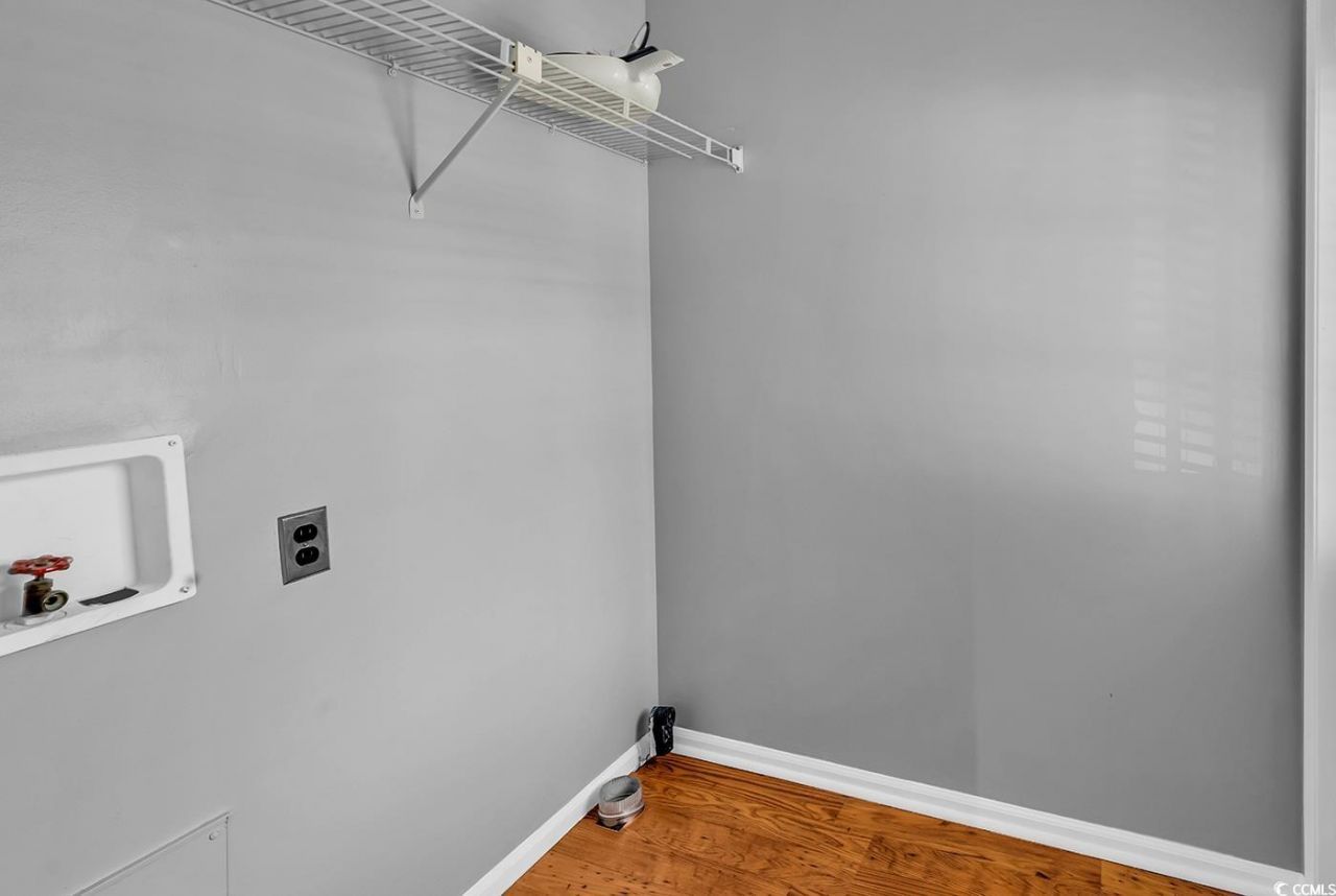 2100 Highway 15 Photo 17