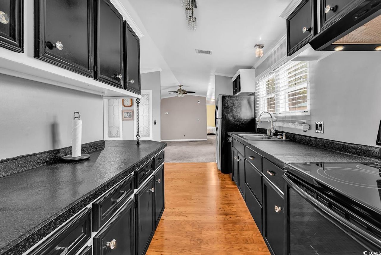 2100 Highway 15 Photo 18