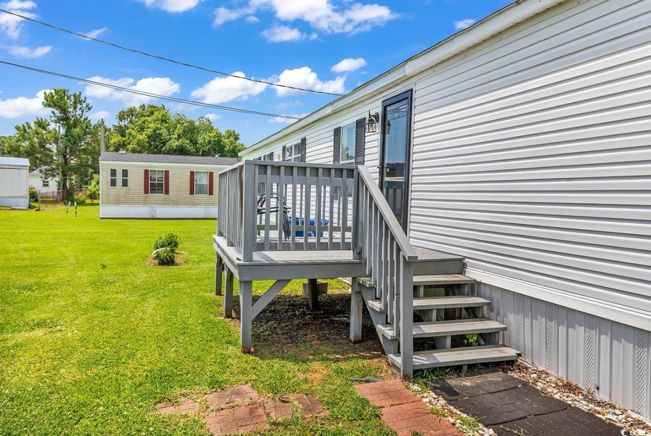 2100 Highway 15 Photo 25