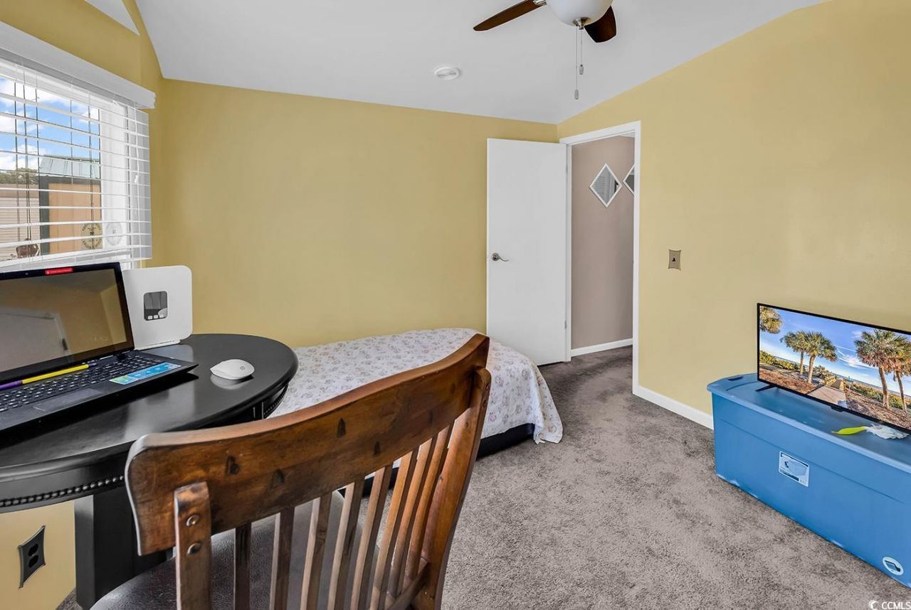 2100 Highway 15 Photo 8