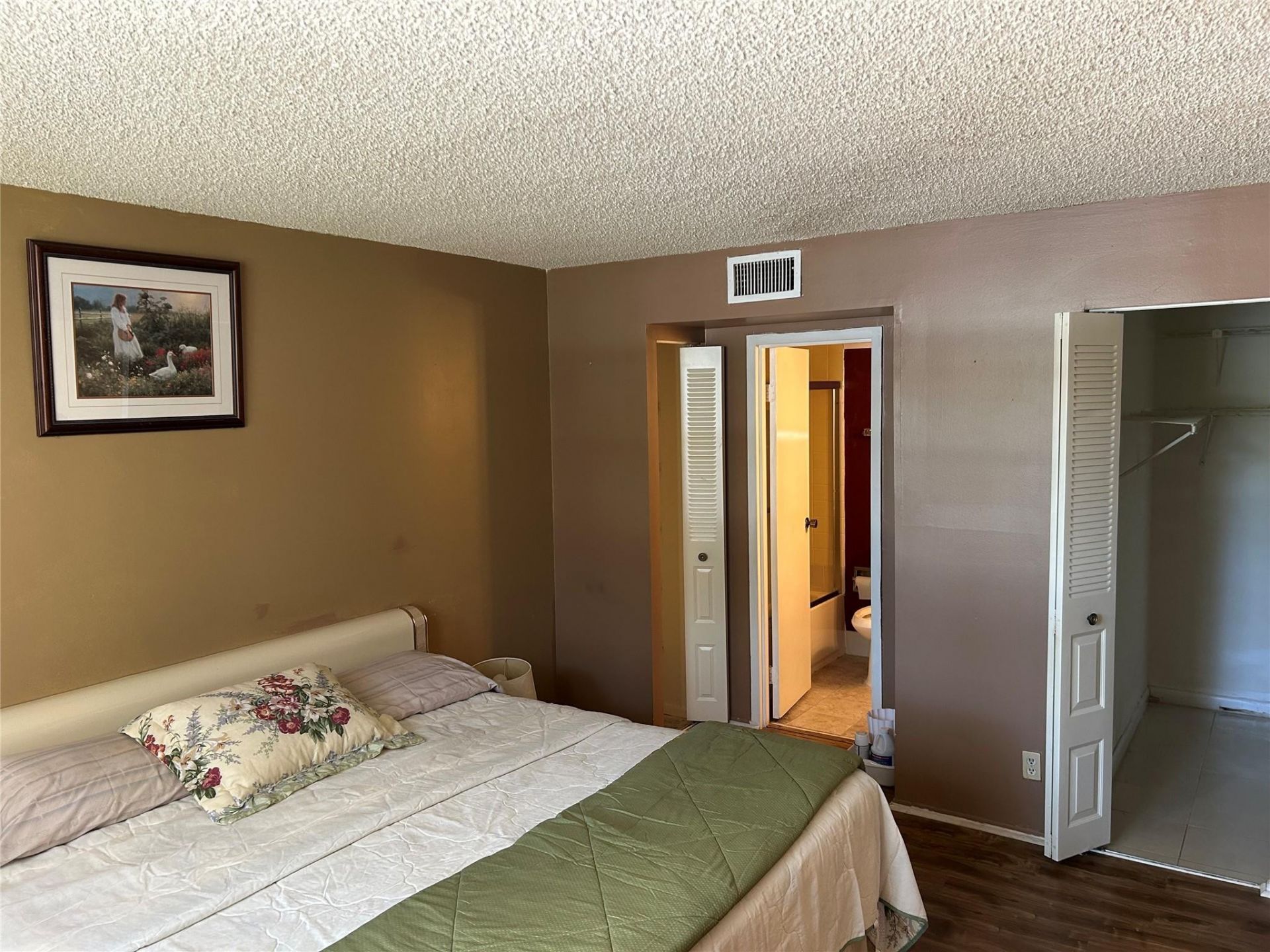 2601 NW 48th Terrace, Unit 143, Lauderdale Lakes, FL 33313 Photo