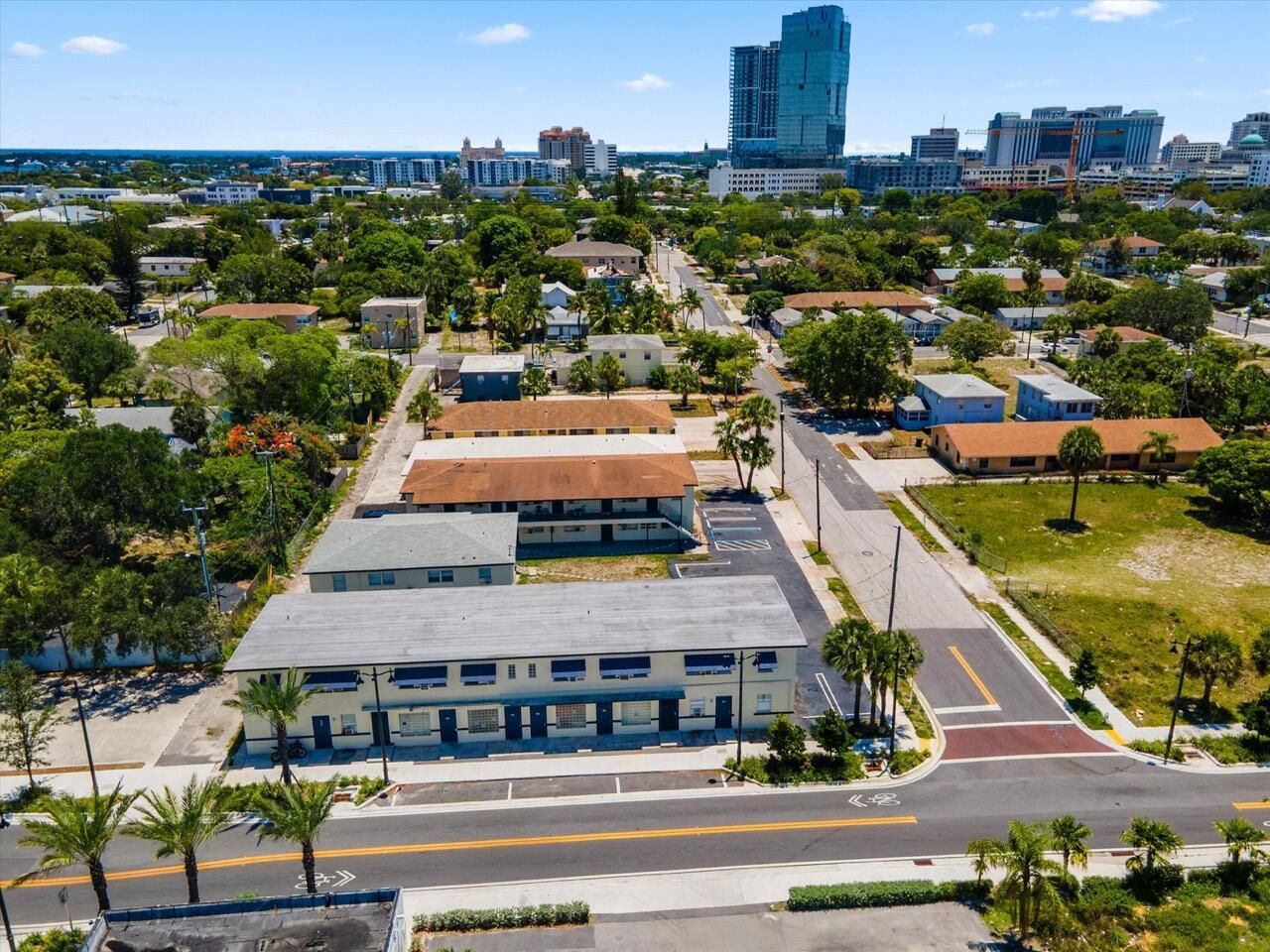 925 6th Street, Unit 1-4, West Palm Beach, FL 33401 Photo