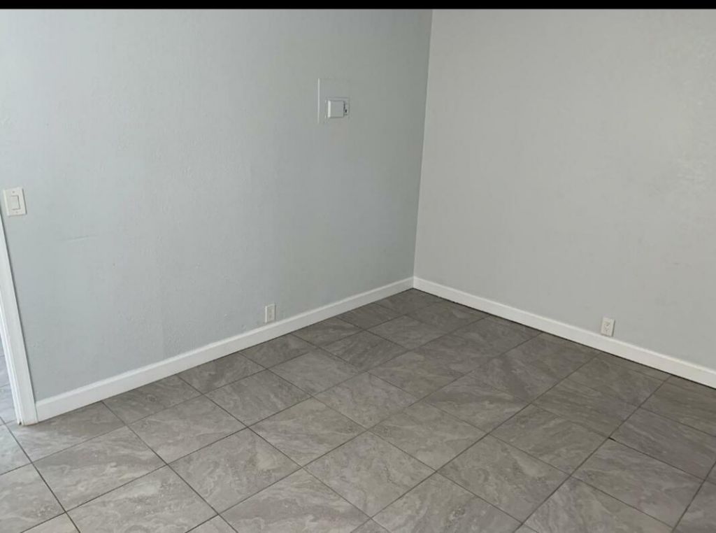 700 N Tamarind Avenue, Unit 1-12, West Palm Beach, FL 33401 Photo