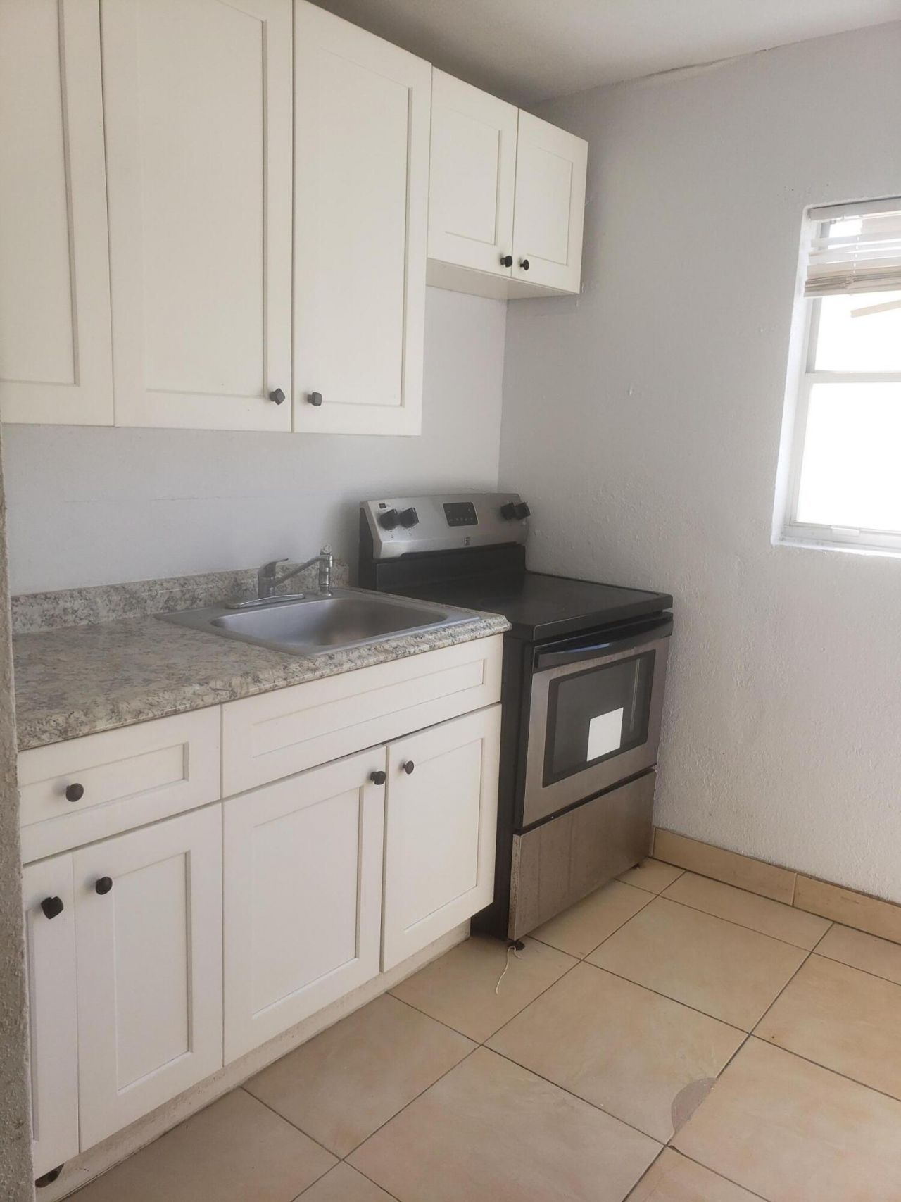 700 N Tamarind Avenue, Unit 1-12, West Palm Beach, FL 33401 Photo