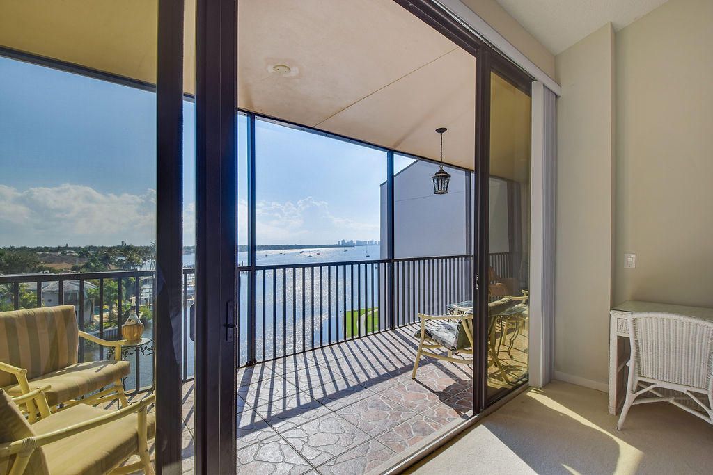 11370 Twelve Oaks Way, Unit 614, North Palm Beach, FL 33408 Photo