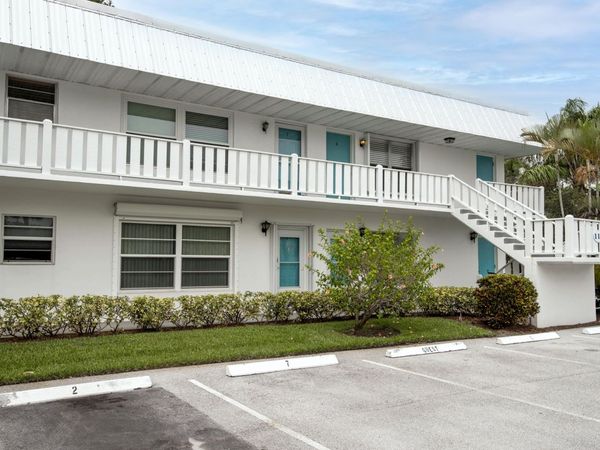 2929 SE Ocean Boulevard, Unit 114-6, Stuart, FL 34996