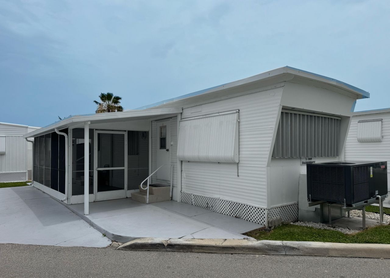 209 Lark Drive, Unit L, Briny Breezes, FL 33435 Photo