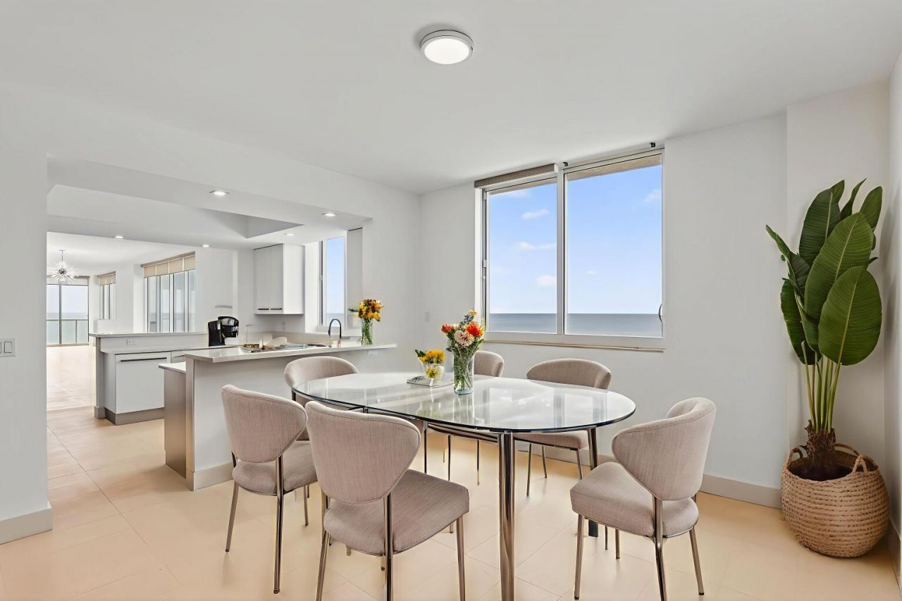 704 N Ocean Boulevard, Unit 701, Pompano Beach, FL 33062 Photo