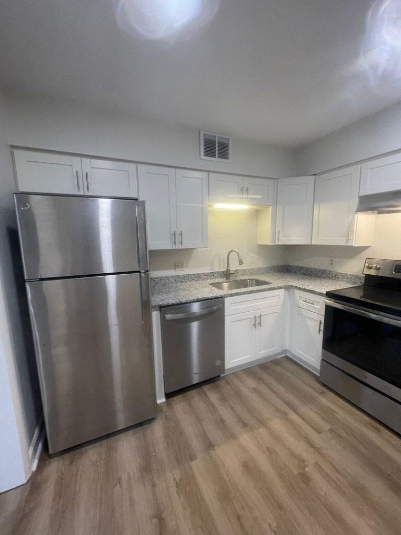 101 Menlo Drive Photo 9