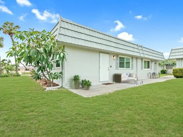 202 BEDFORD TRAIL, Unit 120, SUN CITY CENTER, FL 33573