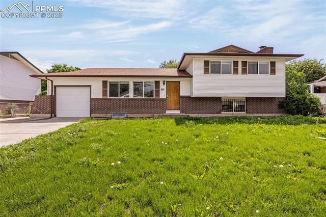 245 Dexter Street, Colorado Springs, CO 80911 Main Photo