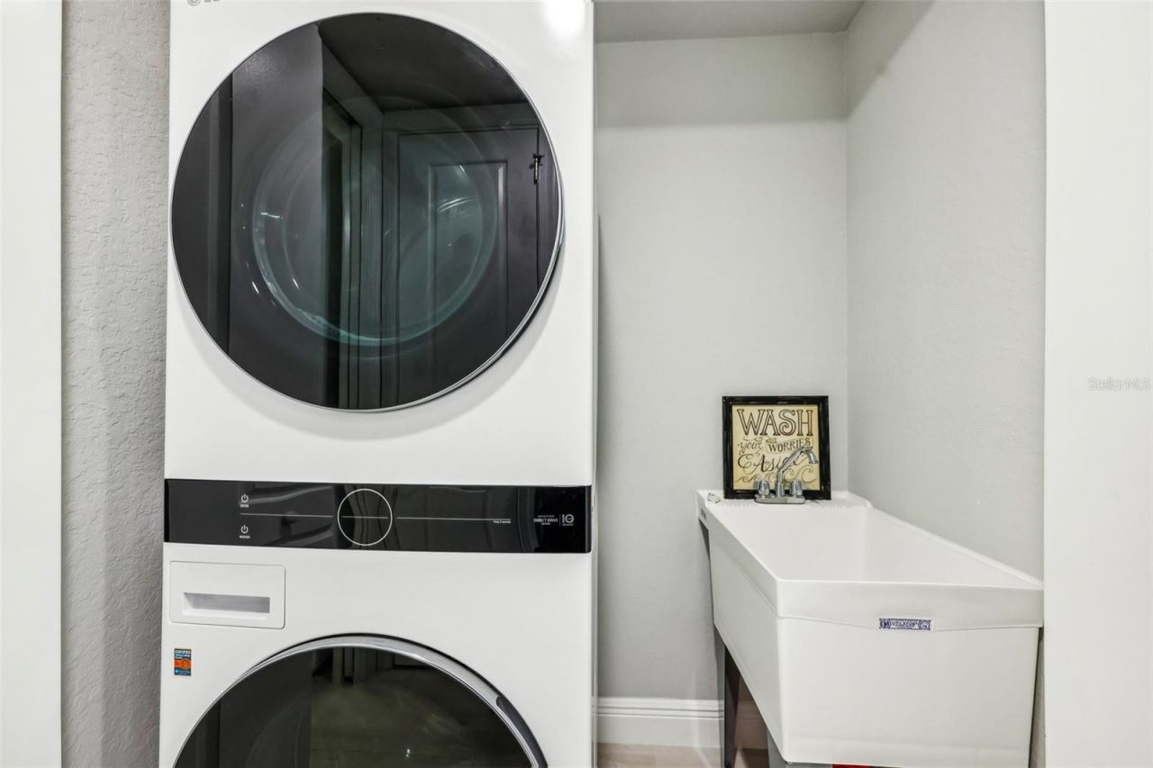 7 Riverwalk Drive, Unit 305, New Smyrna Beach, FL 32169 Photo