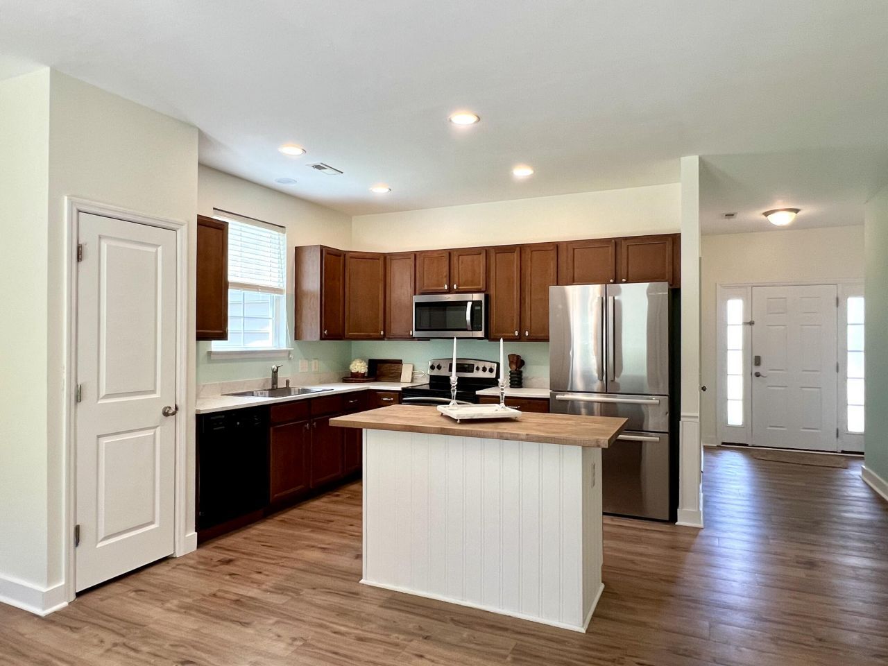 3006 Central Ring Court Photo 11