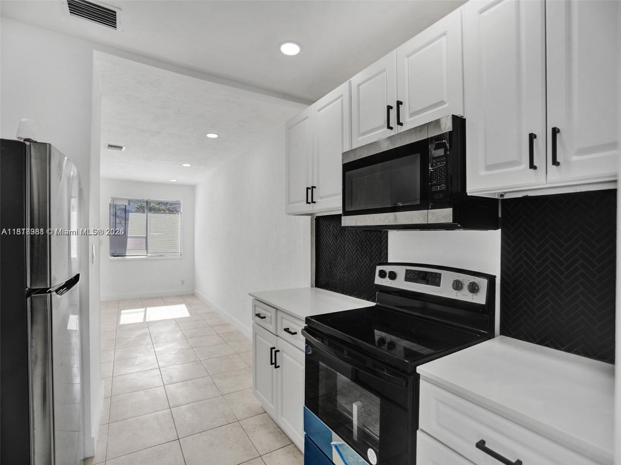 708 N 20th, Unit 1-2, Hollywood, FL 33020 Photo