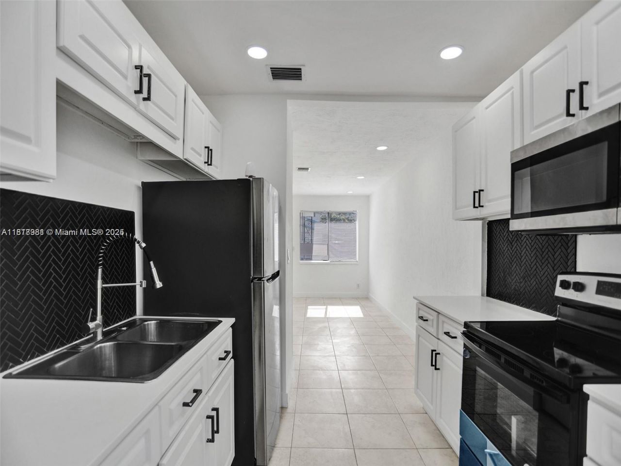 708 N 20th, Unit 1-2, Hollywood, FL 33020 Photo