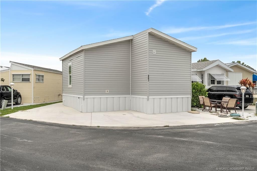 10701 S Ocean Drive, Unit 661, Jensen Beach, FL 34957 Photo