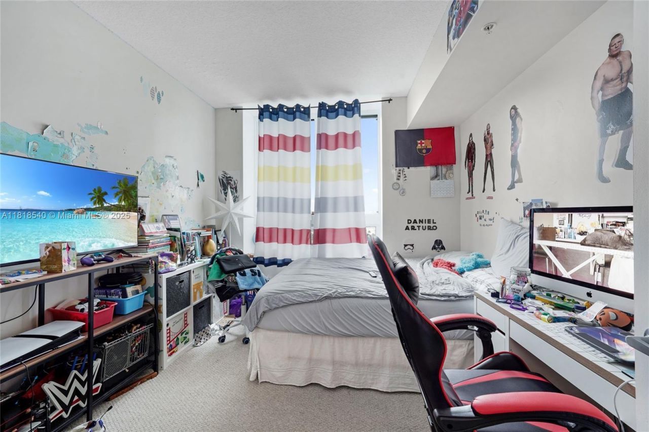 1900 N Bayshore Dr, Unit 1411, Miami, FL 33132 Photo