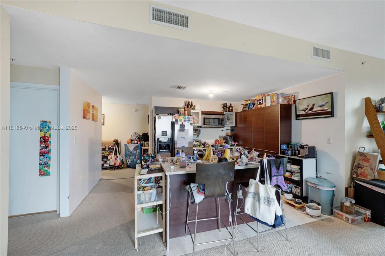 1900 N Bayshore Dr, Unit 1411, Miami, FL 33132 Photo