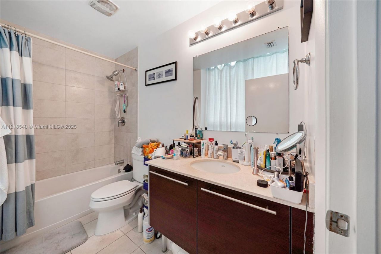 1900 N Bayshore Dr, Unit 1411, Miami, FL 33132 Photo